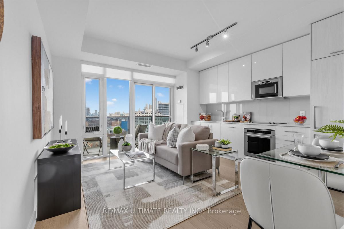 Condo for sale at 2508-330 Richmond Street, Toronto, Ontario, M5V 1X2 - Waterfront Communities C1 - MLS: C13001488