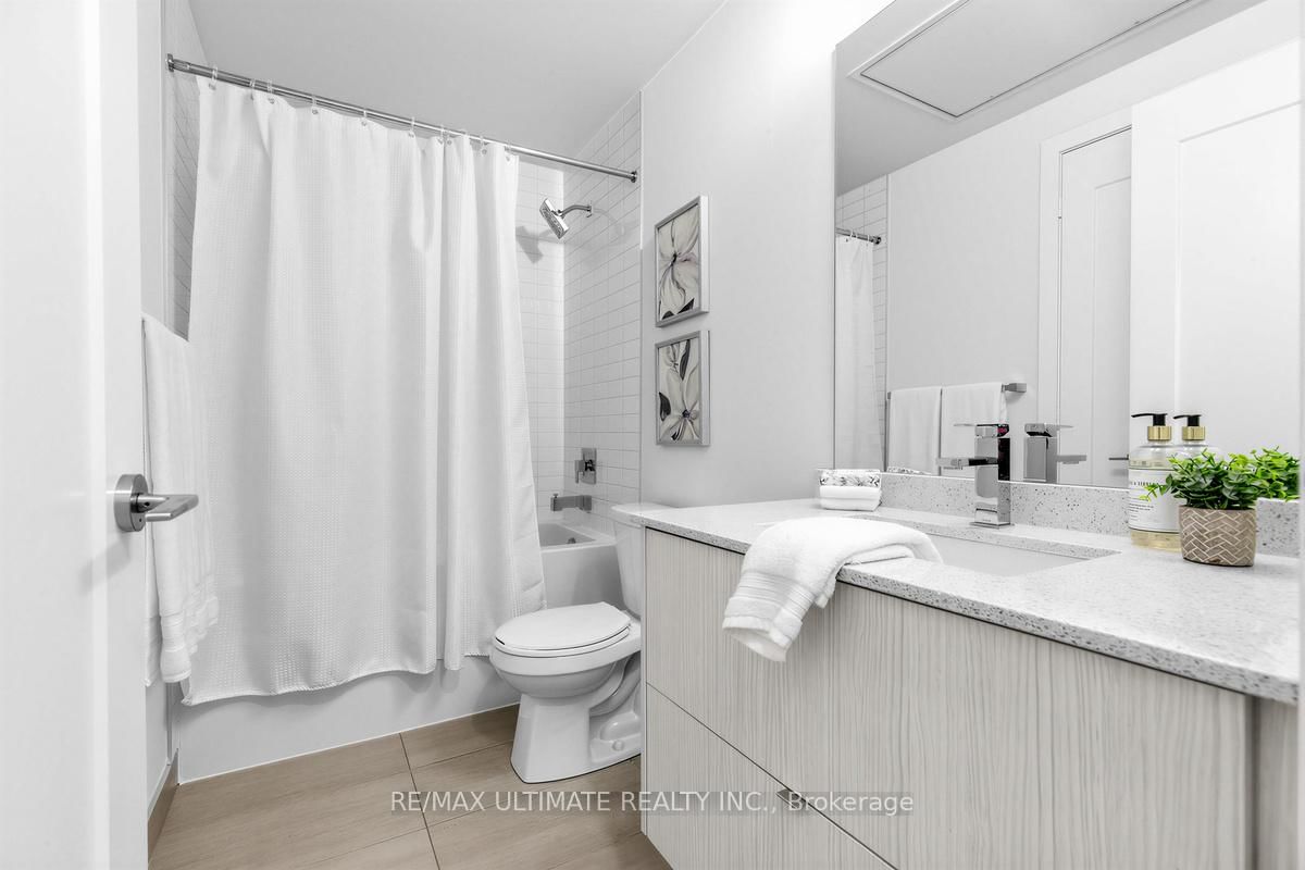 Condo for sale at 2508-330 Richmond Street, Toronto, Ontario, M5V 1X2 - Waterfront Communities C1 - MLS: C13001488