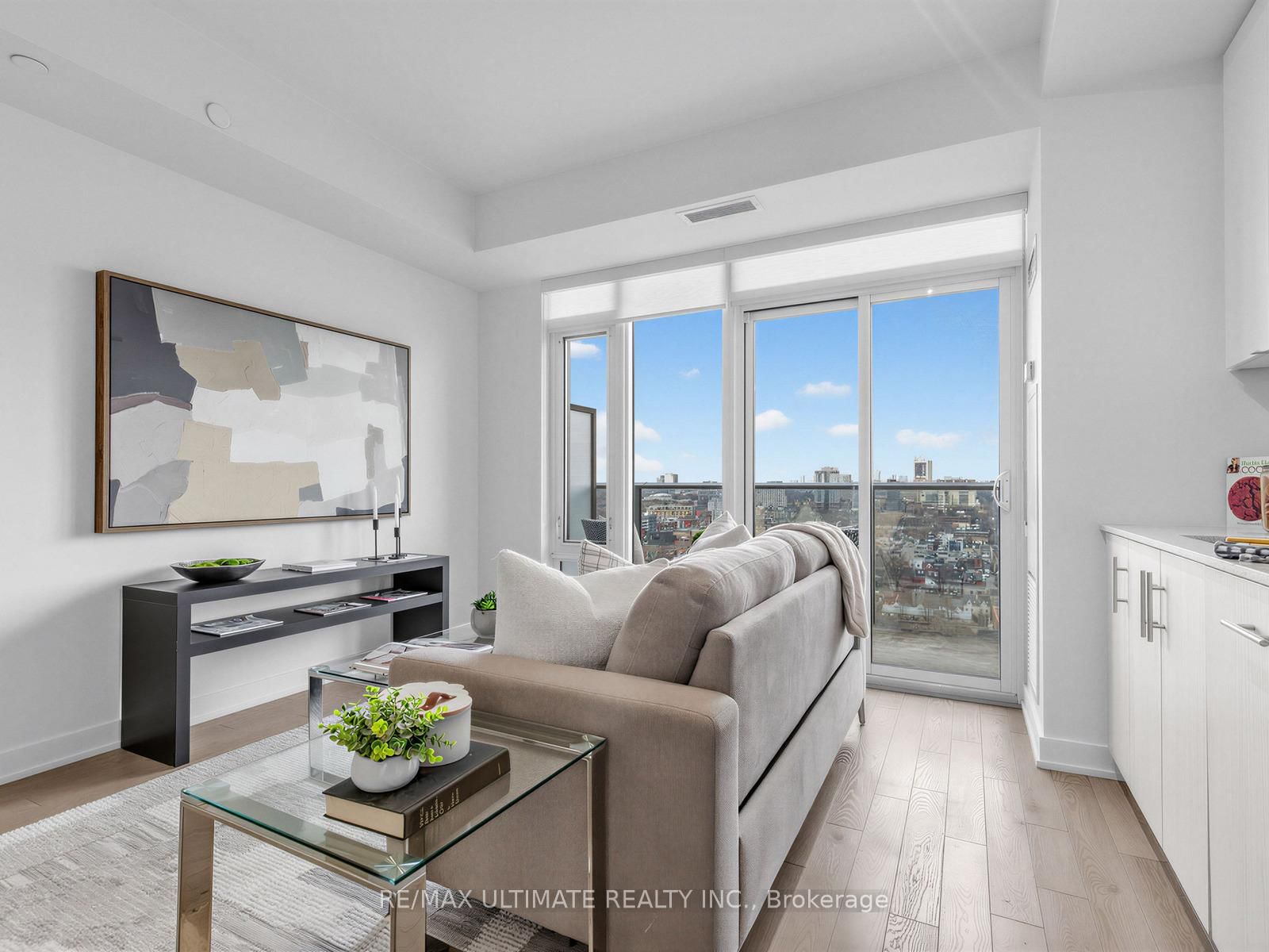 Condo for sale at 2508-330 Richmond Street, Toronto, Ontario, M5V 1X2 - Waterfront Communities C1 - MLS: C13001488