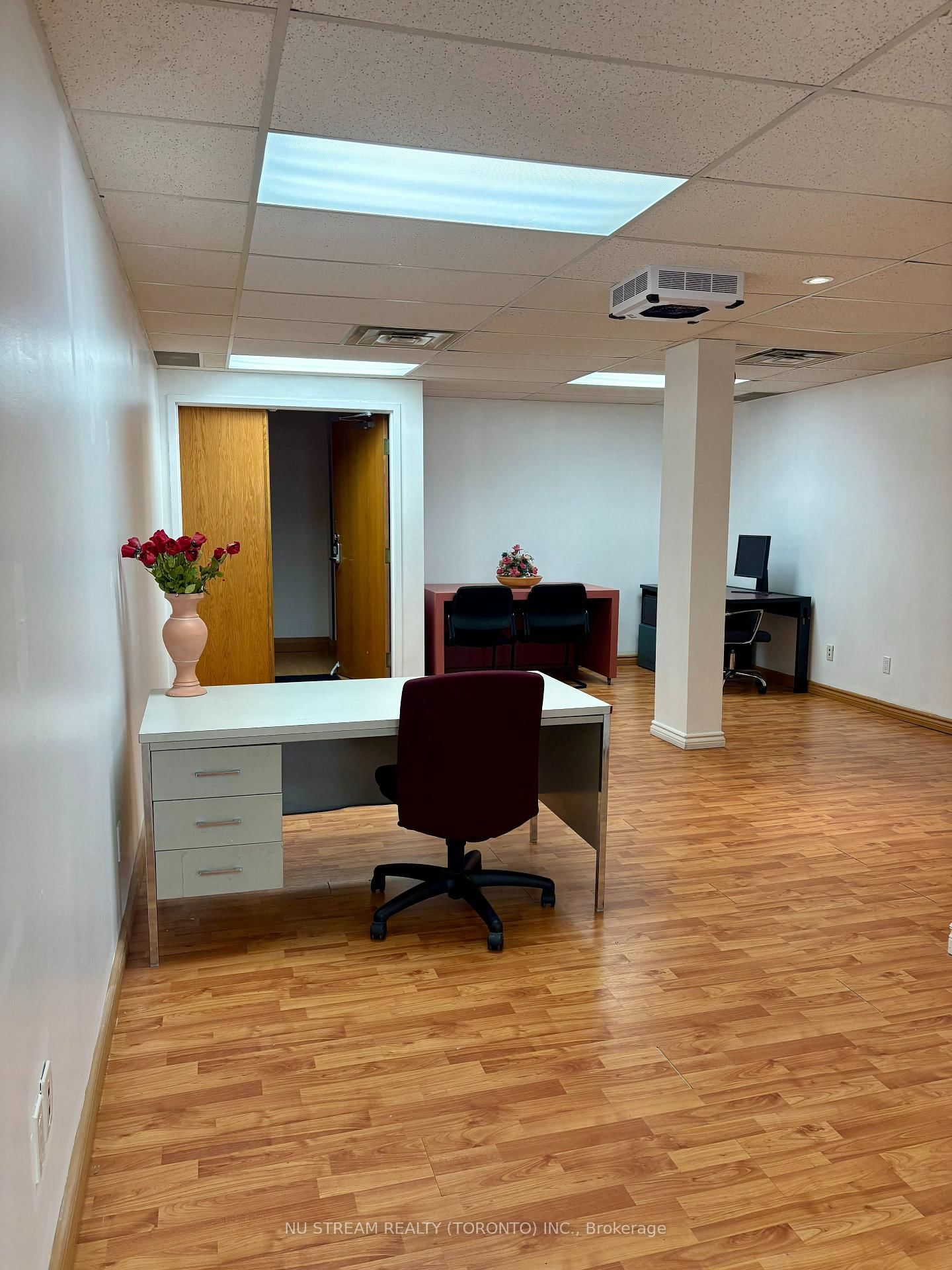 100 Front Street E, Unit 302 - Photo 4