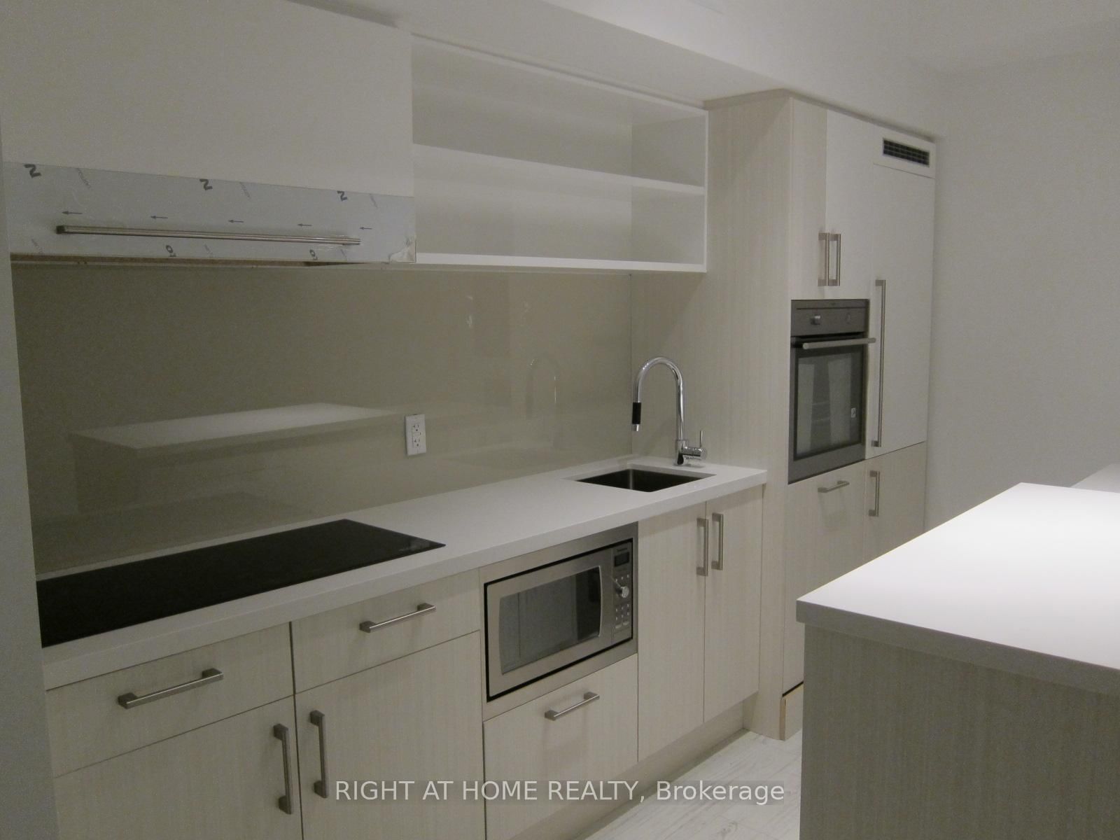 39 Sherbourne Street, Unit 207 - Photo 4