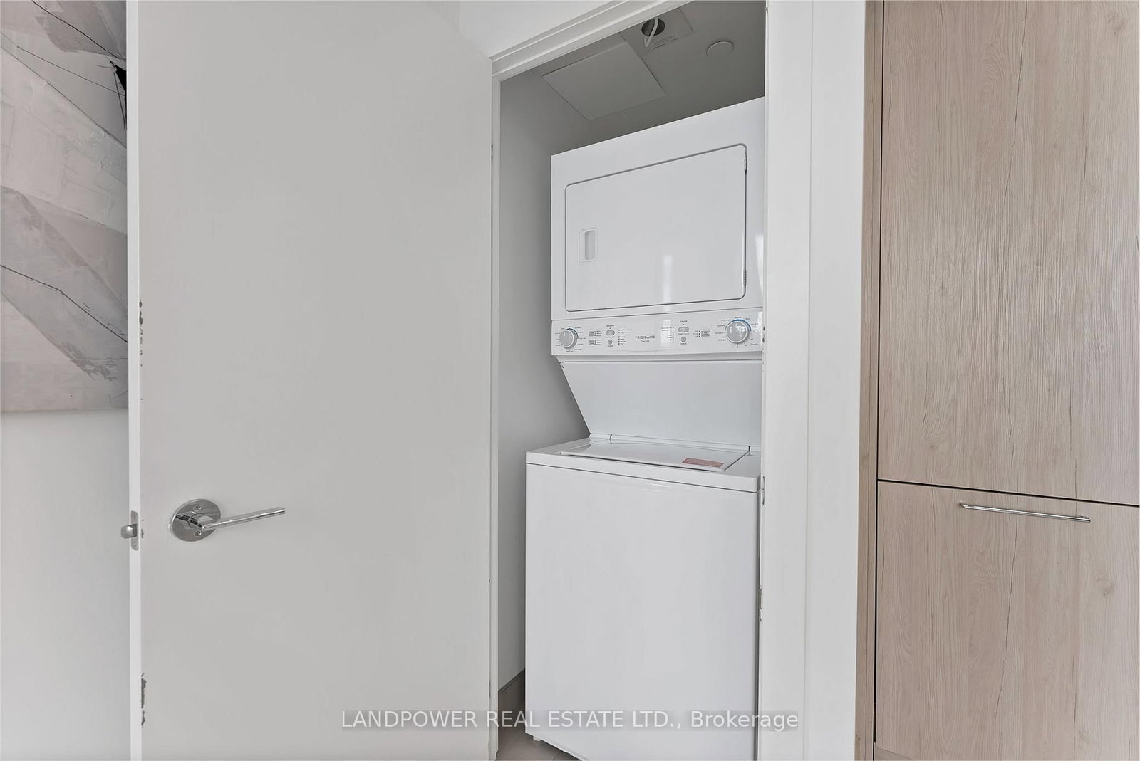 Condo for sale at 2809-35 Mercer Street, Toronto, Ontario, M5V 1H2 - Waterfront Communities C1 - MLS: C13001924