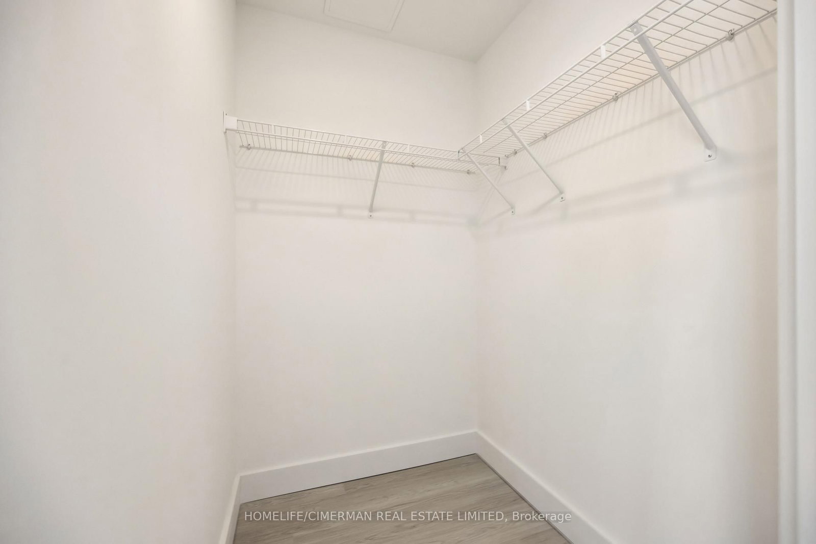 6 Greenbriar Road, Unit 719 - Photo 22