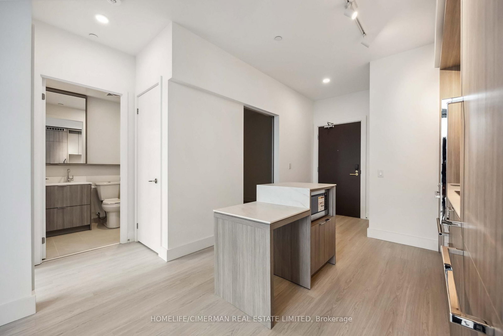 6 Greenbriar Road, Unit 719 - Photo 8