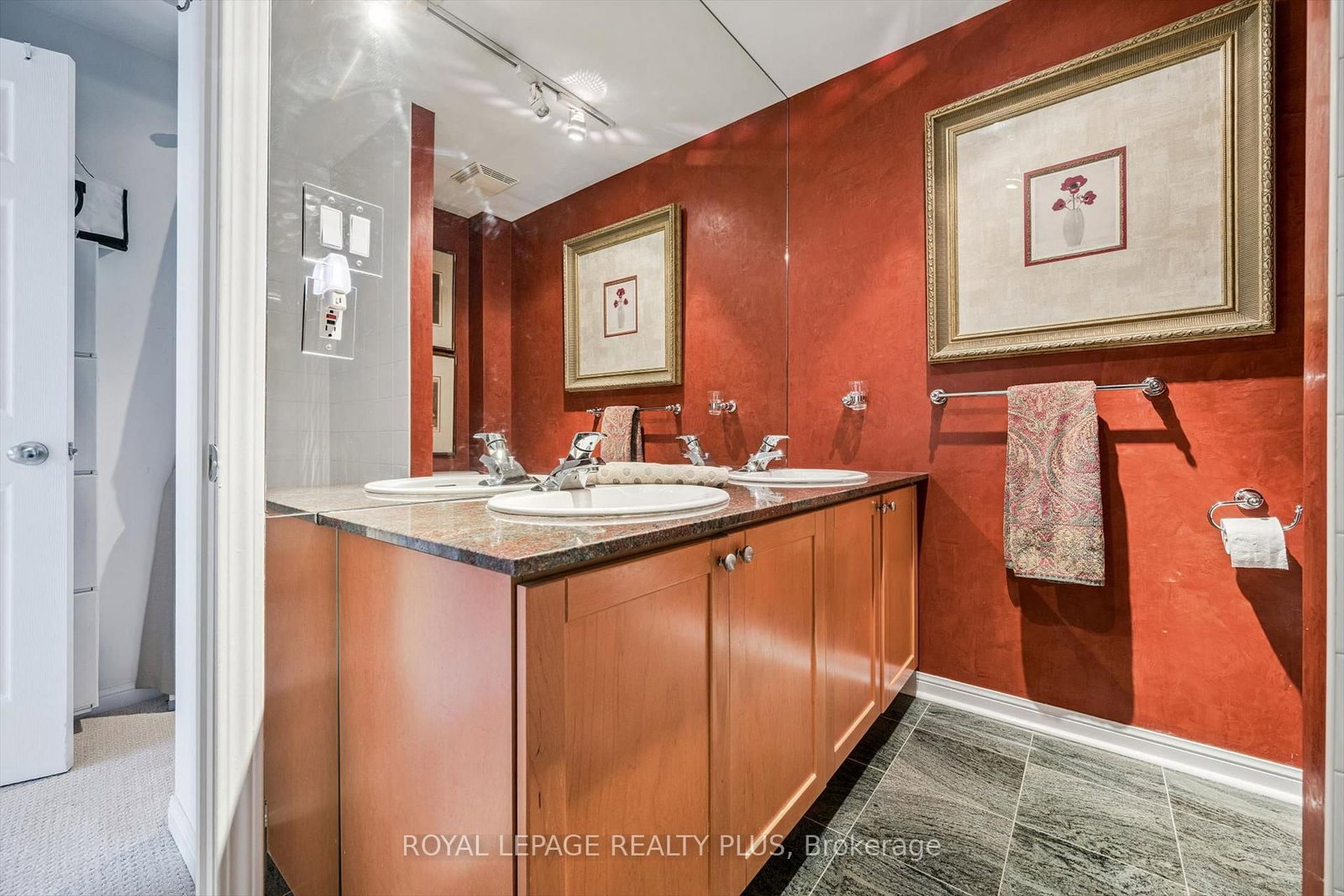 550 W Front Street • #620 • Toronto, ON photo 17