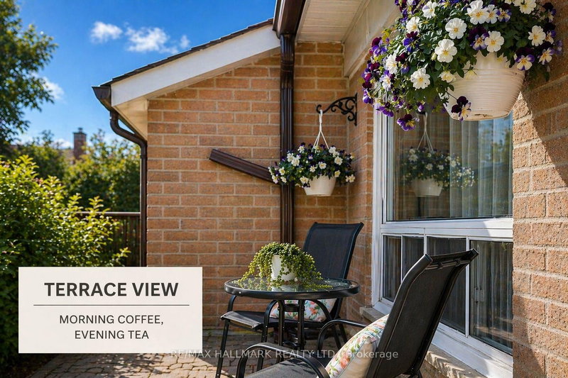 64 Green Bush Rd, Toronto, M2M 1P3 | Image 3