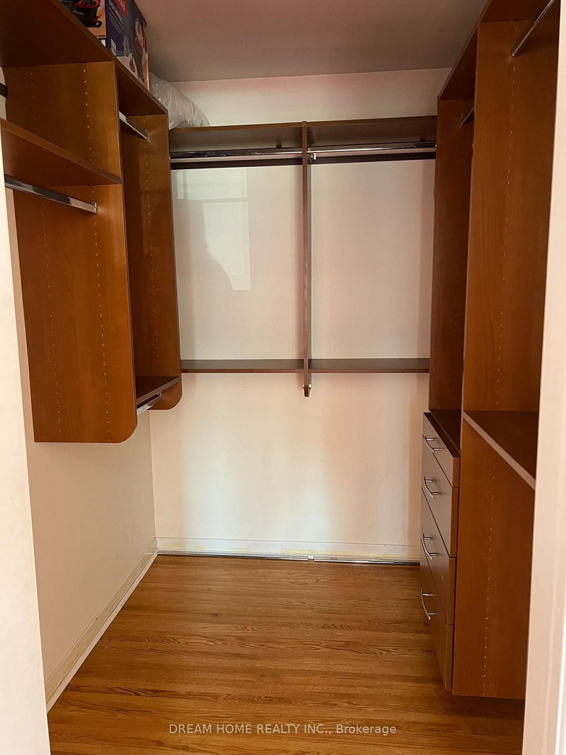 25 Tollerton Ave, Toronto, M2K 2H1 | Image 3