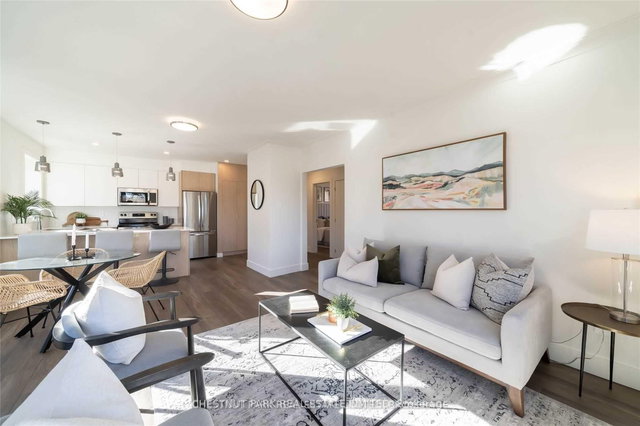 5 - 1472 Avenue Road