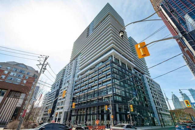 2408 - 70 Princess Street