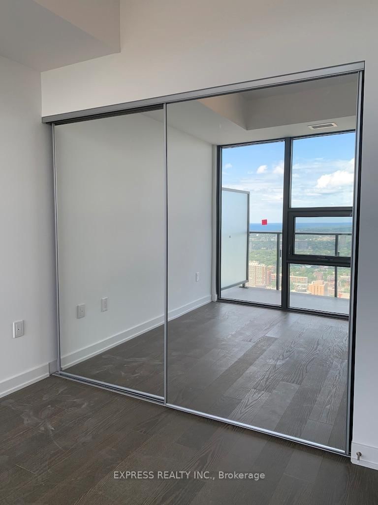 11 Wellesley Street W, Unit 5613 - Photo 6