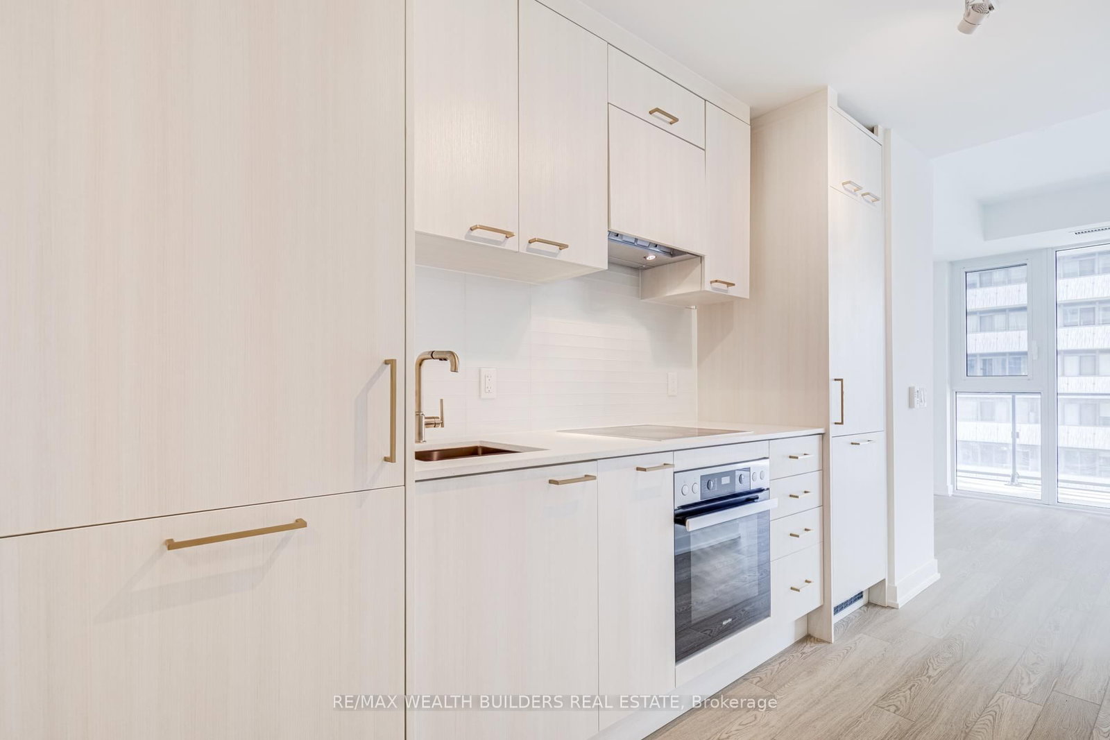 634 Church Street, Unit 3902 - Photo 6