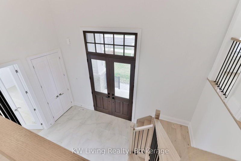 166 Cummer Ave, Toronto, M2M 0B7 | Image 3