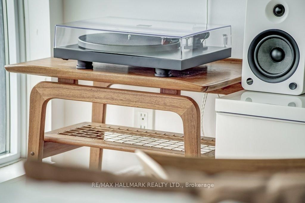 318 King Street E, Unit 907 - Photo 13