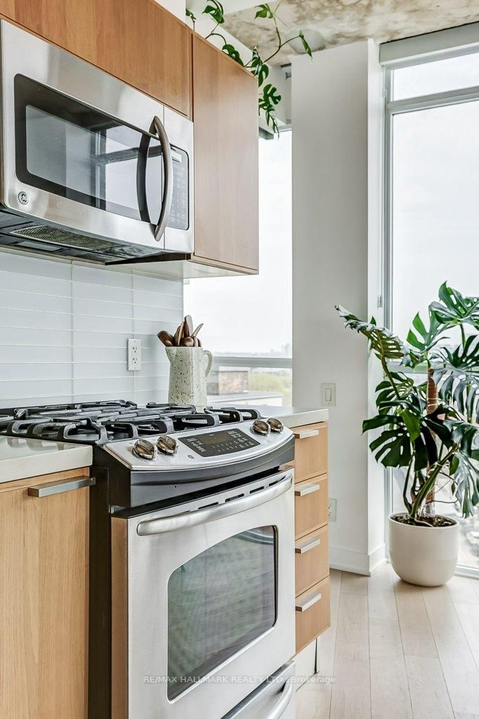 318 King Street E, Unit 907 - Photo 31