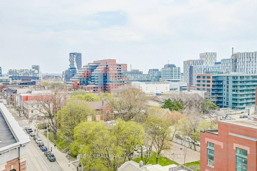 318 King Street E, Unit 907 - Photo 39