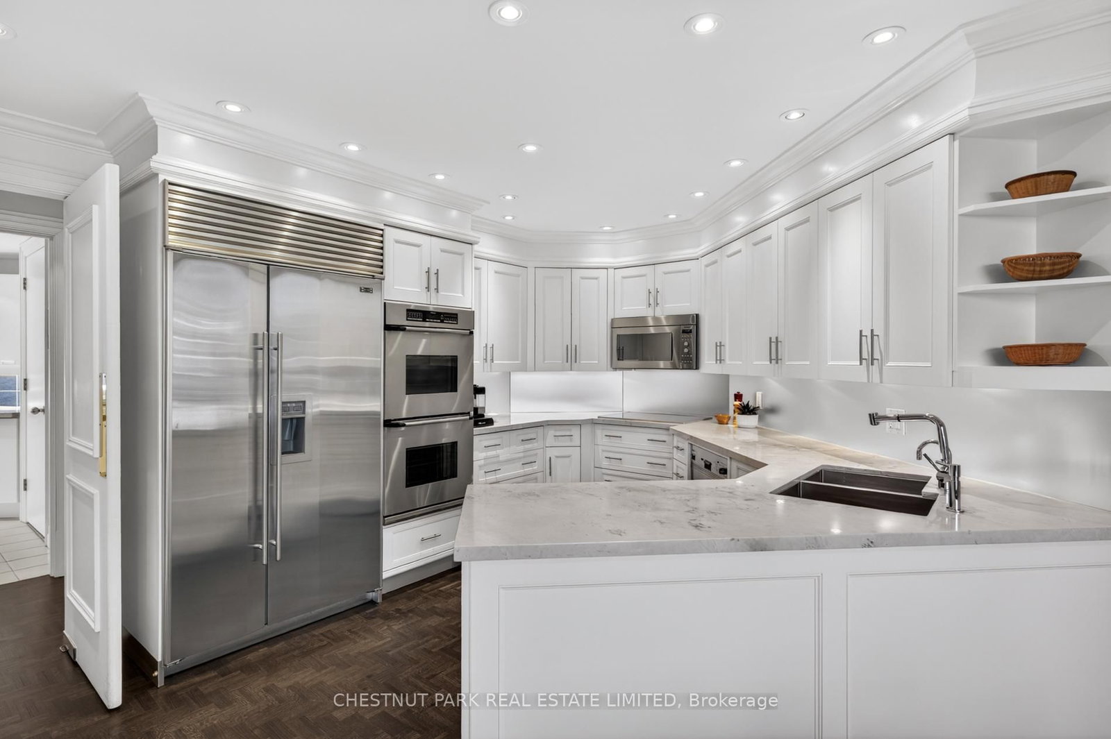 33 Jackes Avenue, Unit 701 - Photo 15