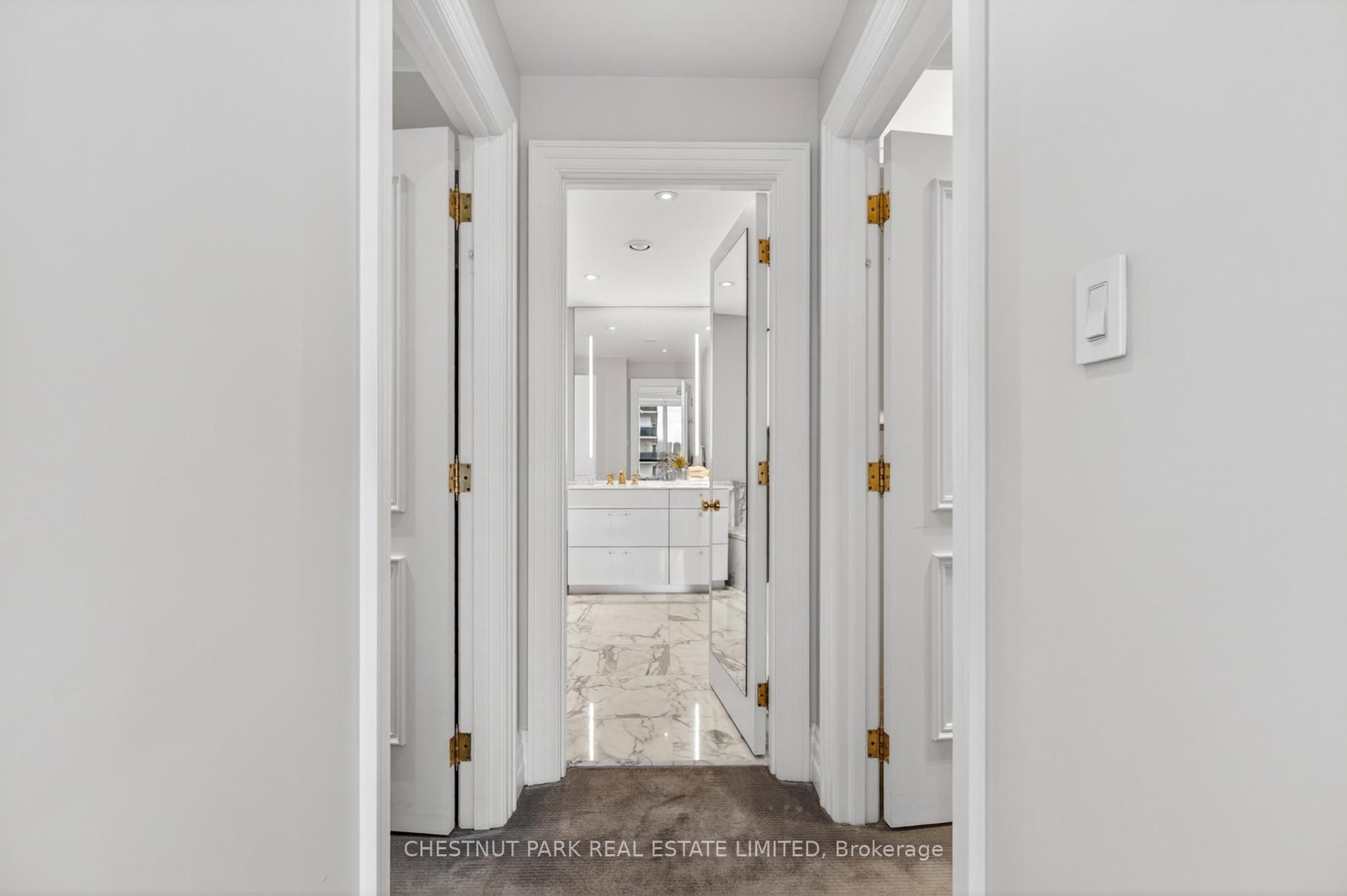 33 Jackes Avenue, Unit 701 - Photo 25