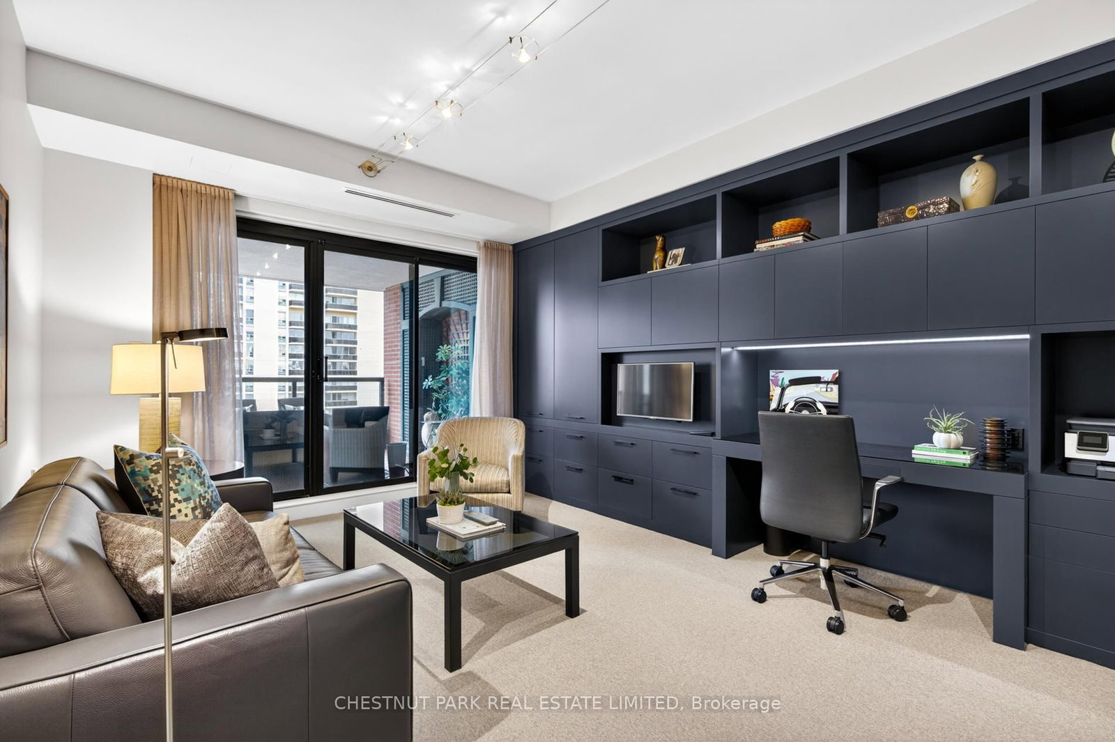 33 Jackes Avenue, Unit 701 - Photo 28