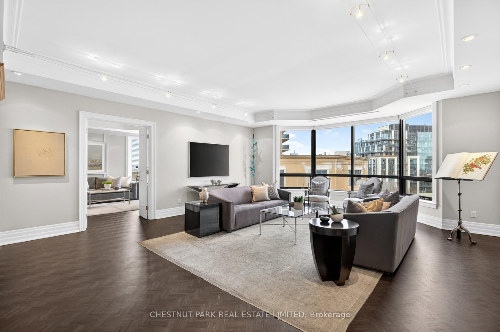 33 Jackes Avenue, Unit 701 - Photo 7