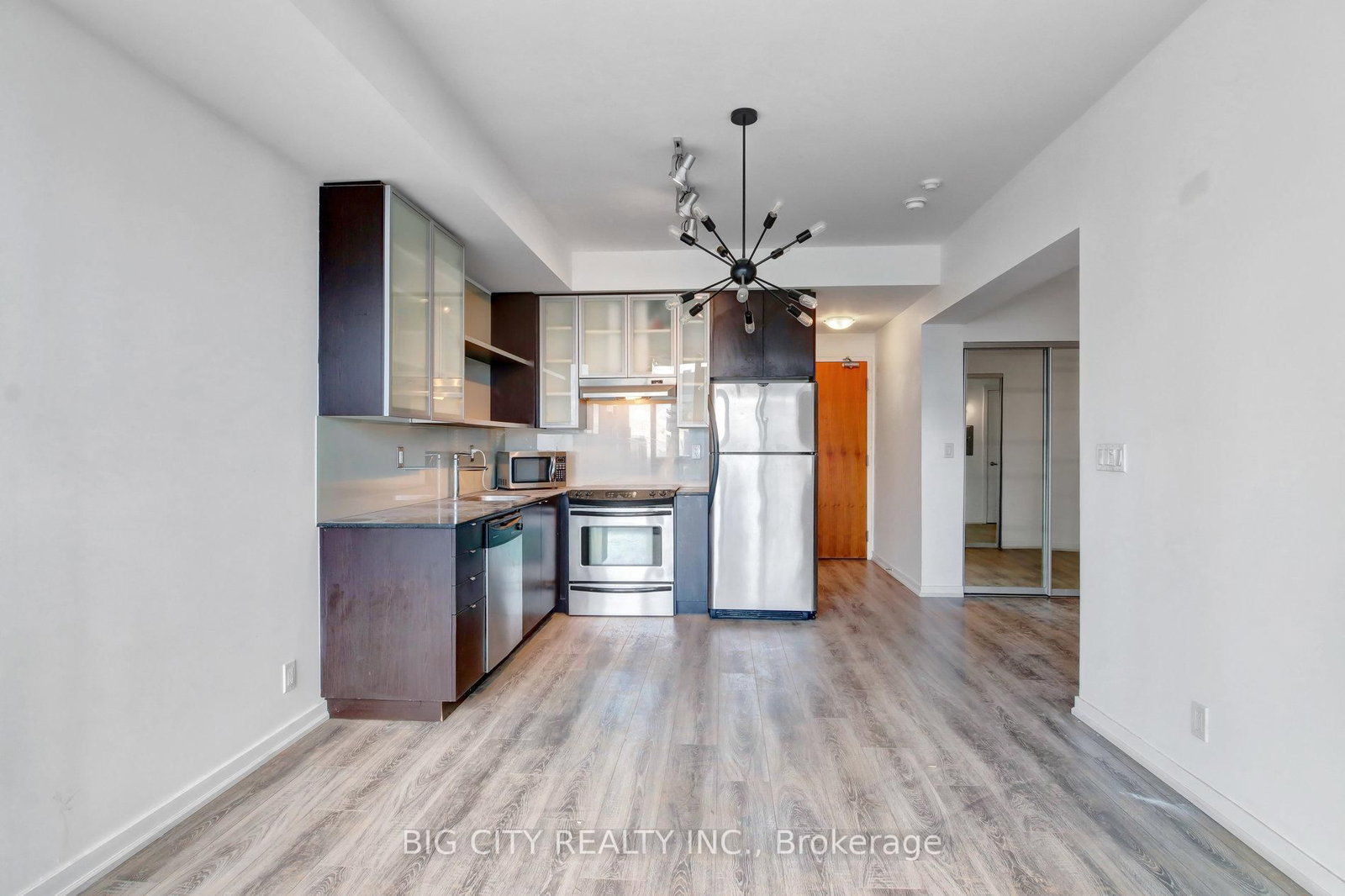 33 Lombard Street, Unit 2001 - Photo 4