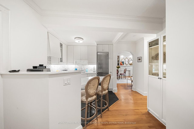 #205 - 480 Oriole Parkway