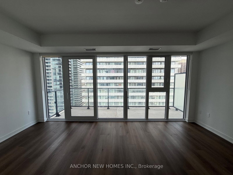 home for lease on 2911-634 Church Street