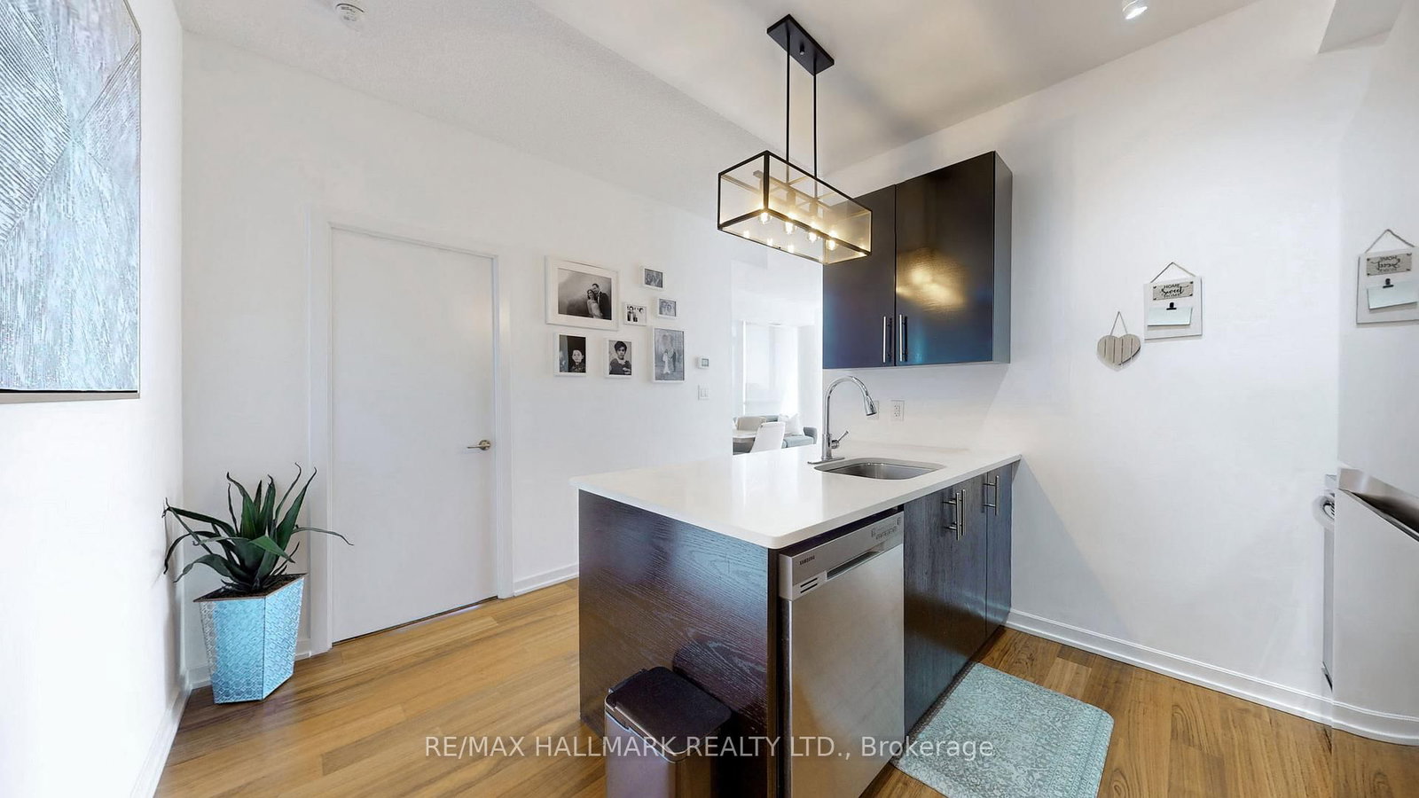 Condo for lease at 1402-70 Forest Manor Road, Toronto, Ontario, M2J 0A9 - Henry Farm - MLS: C13002740