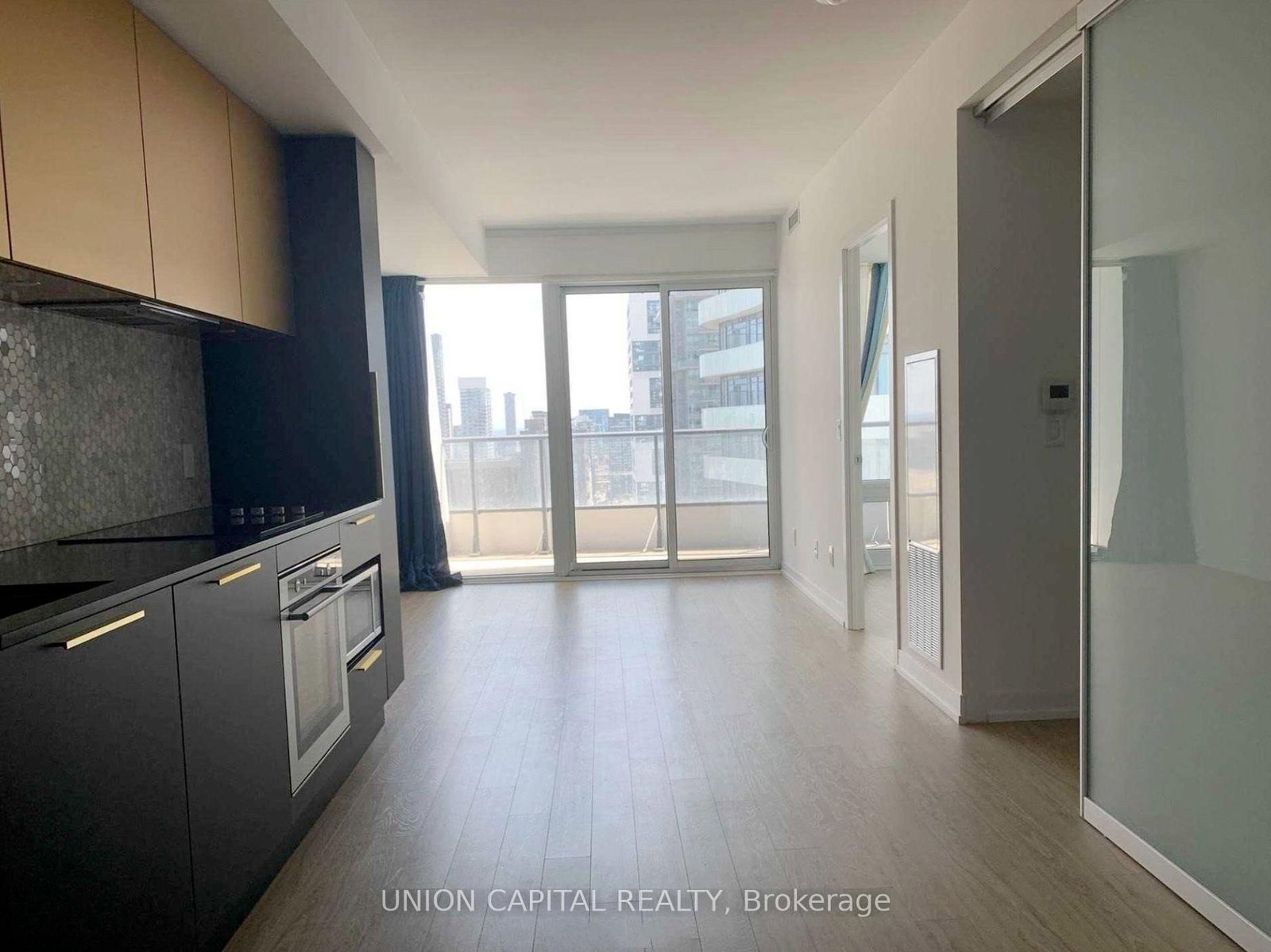 85 Wood Street, Unit 3918 - Photo 2