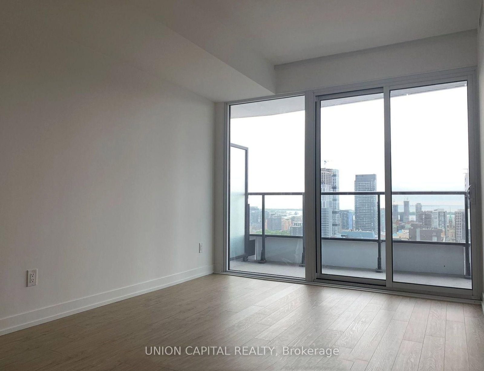 85 Wood Street, Unit 3918 - Photo 5