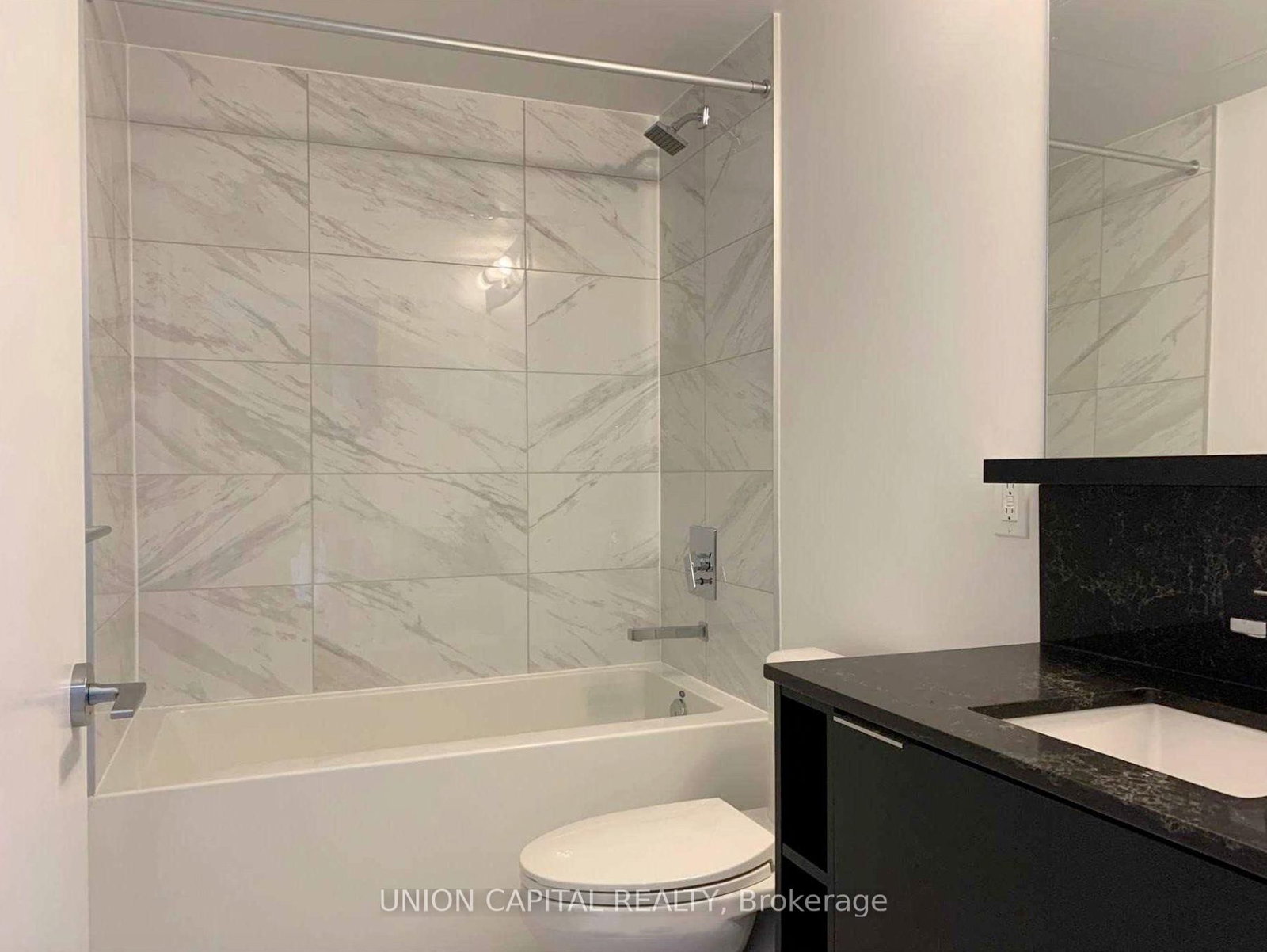 85 Wood Street, Unit 3918 - Photo 9