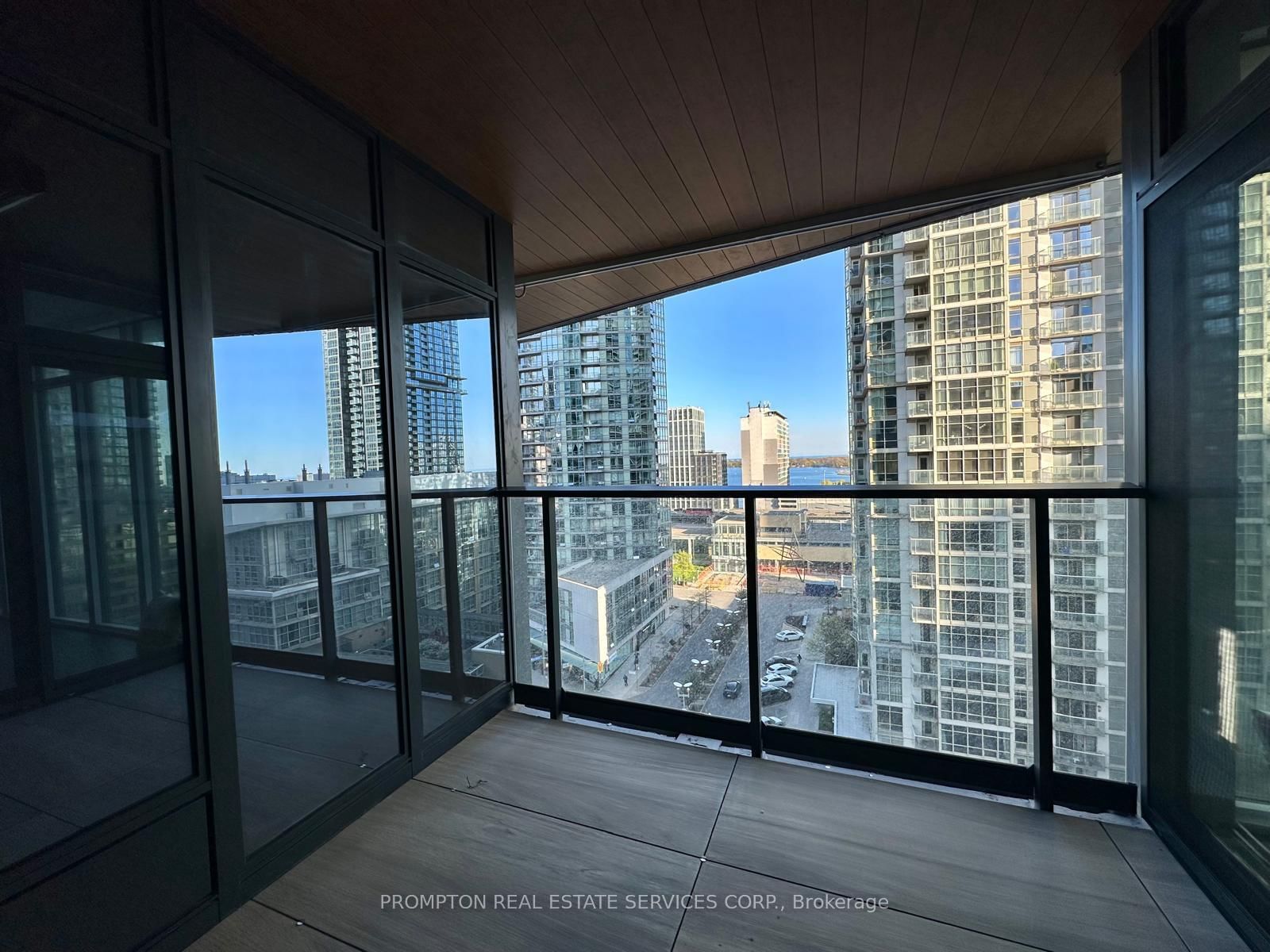 Condo for lease at 1010-1 Concord Cityplace Way, Toronto, Ontario, M5V 0X3 - Waterfront Communities C1 - MLS: C13002772