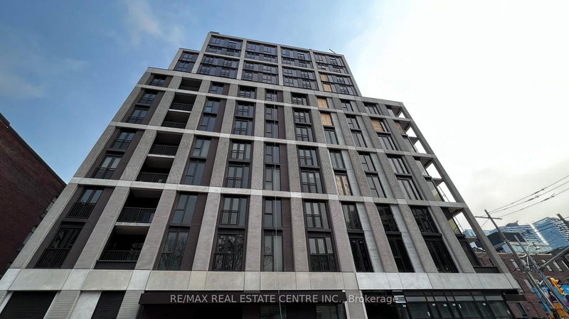 home for lease on 309-123 Portland Street