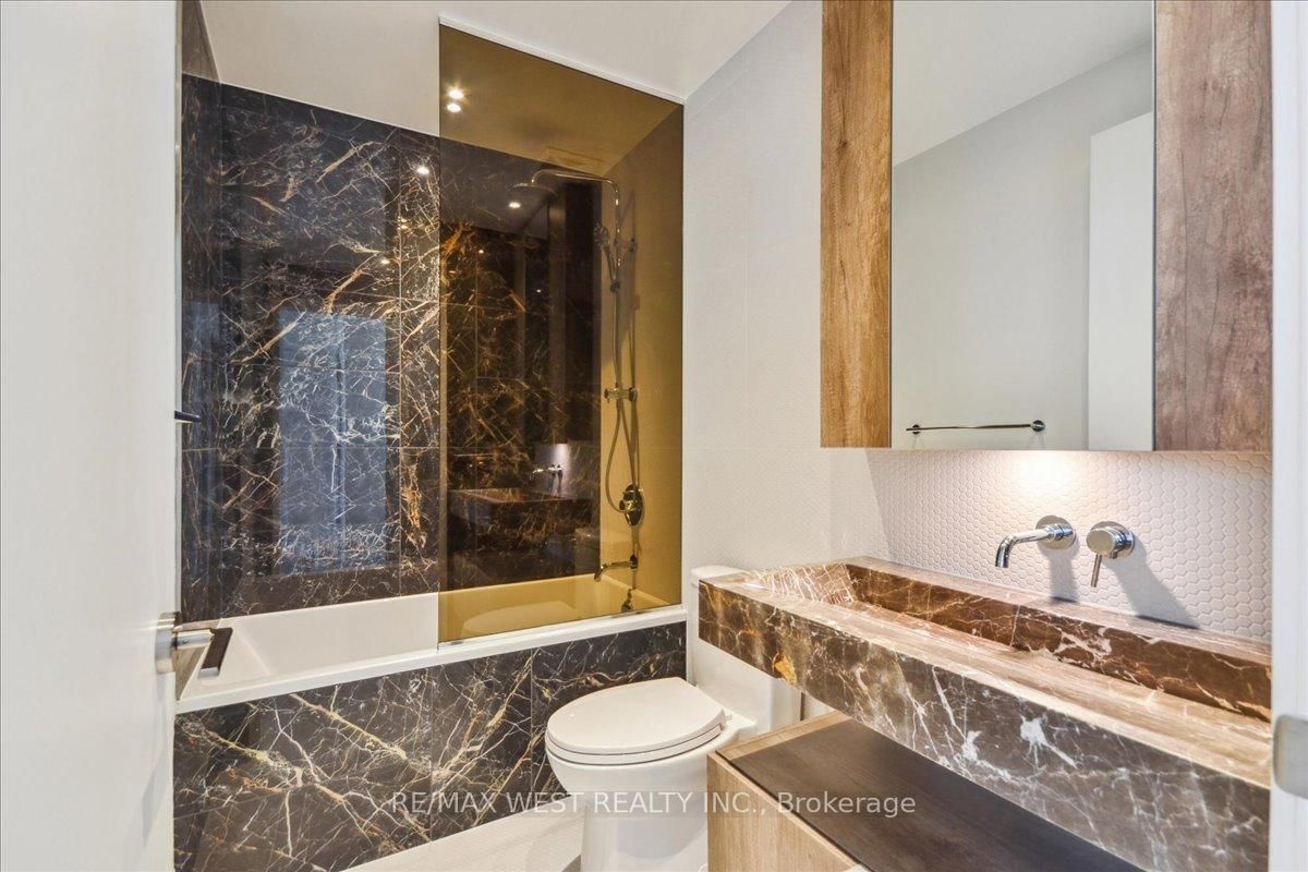 11 Yorkville Avenue, Unit 2902 - Photo 3