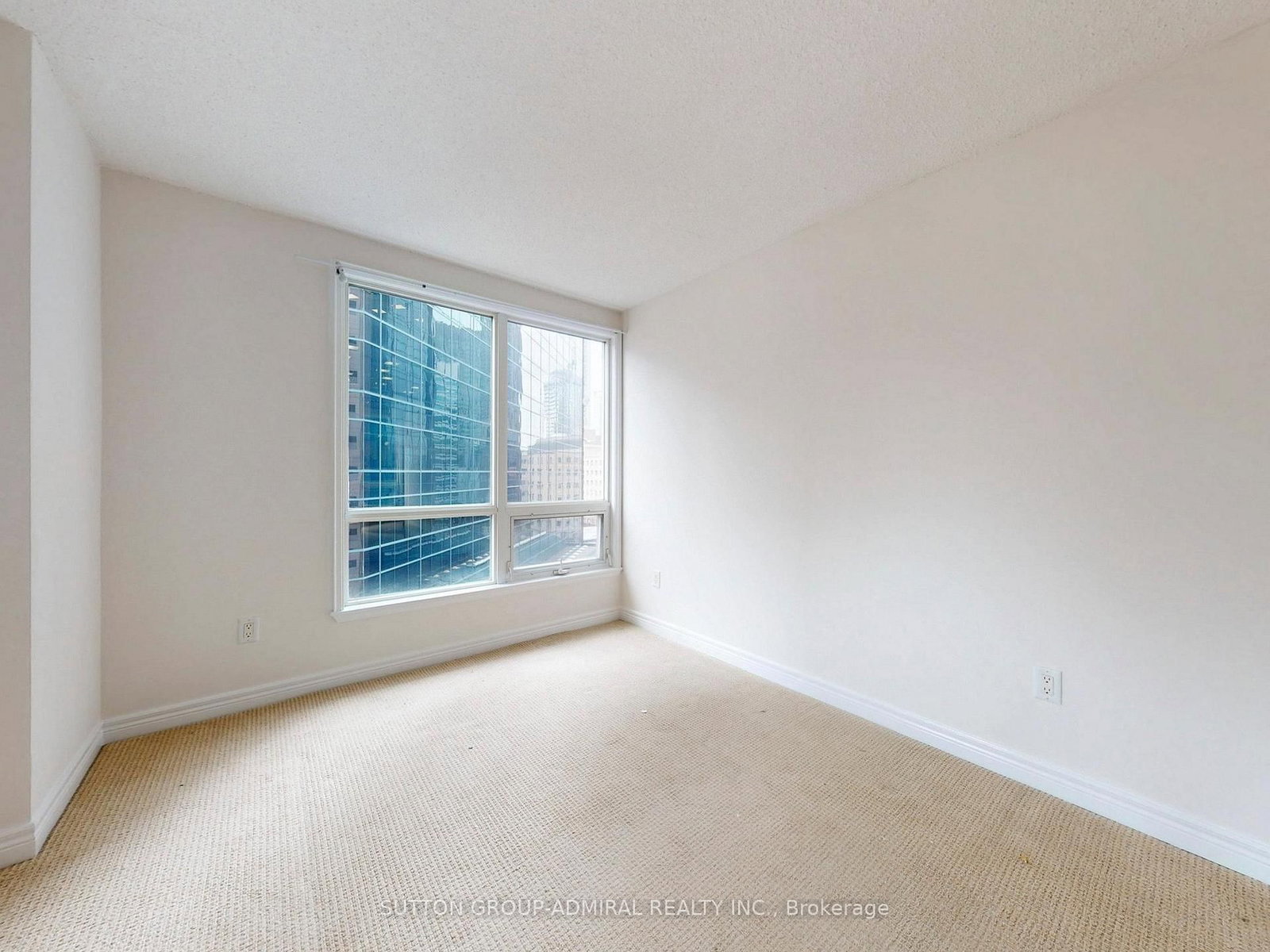 100 Hayden Street, Unit 812 - Photo 17