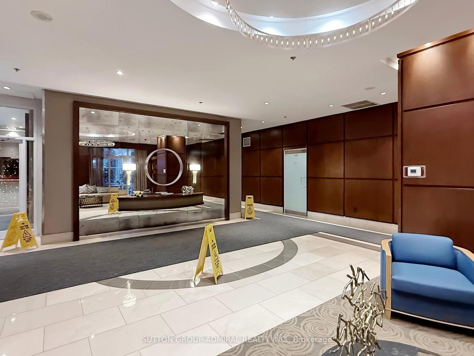 100 Hayden Street, Unit 812 - Photo 29