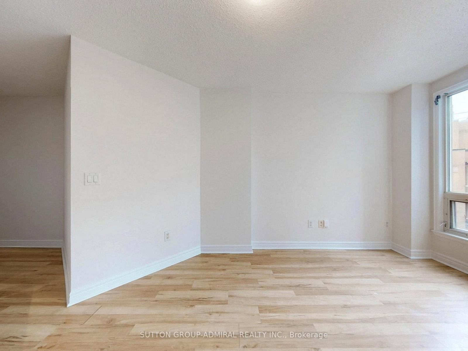 100 Hayden Street, Unit 812 - Photo 9