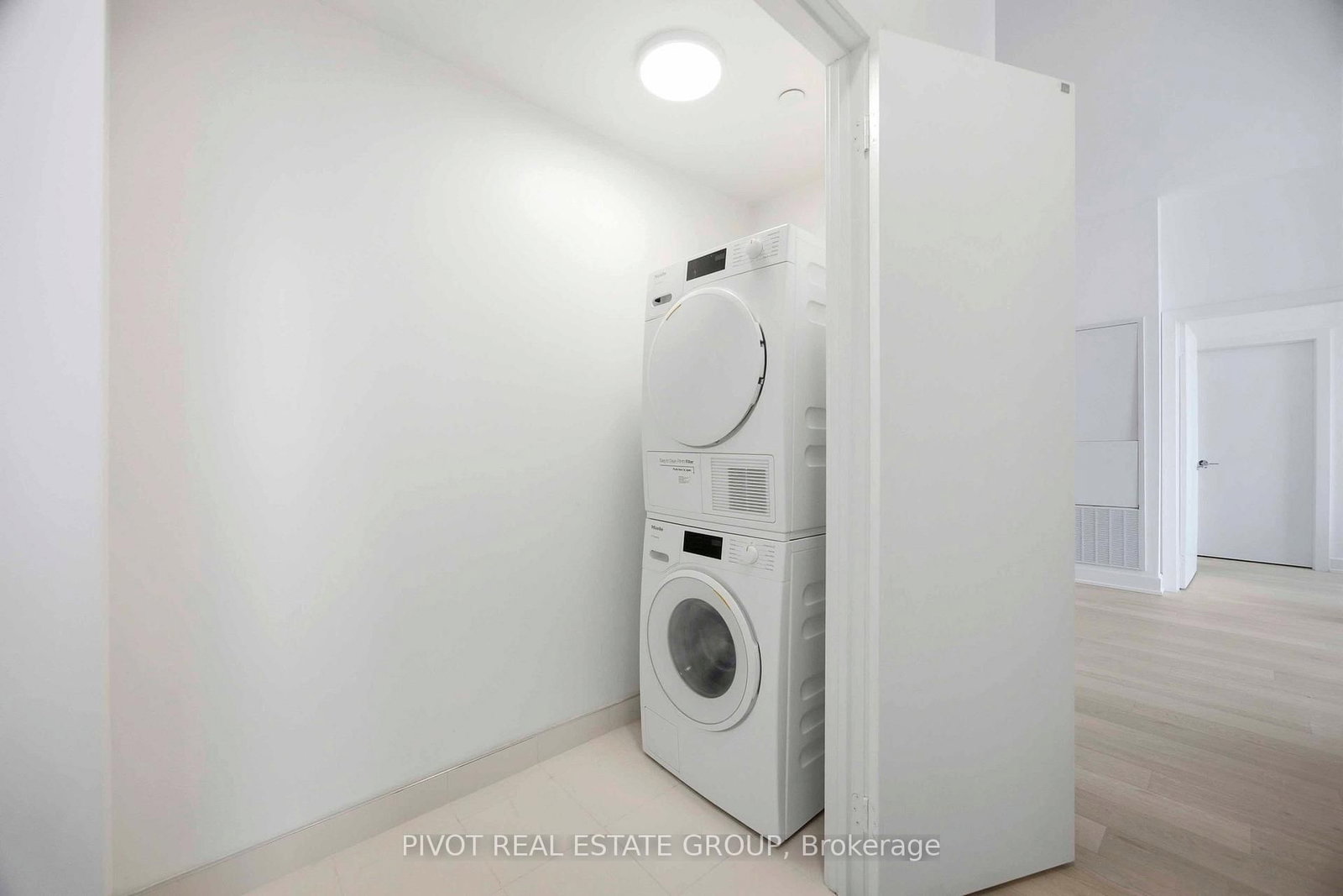 15 Mercer Street, Unit 4204 - Photo 23