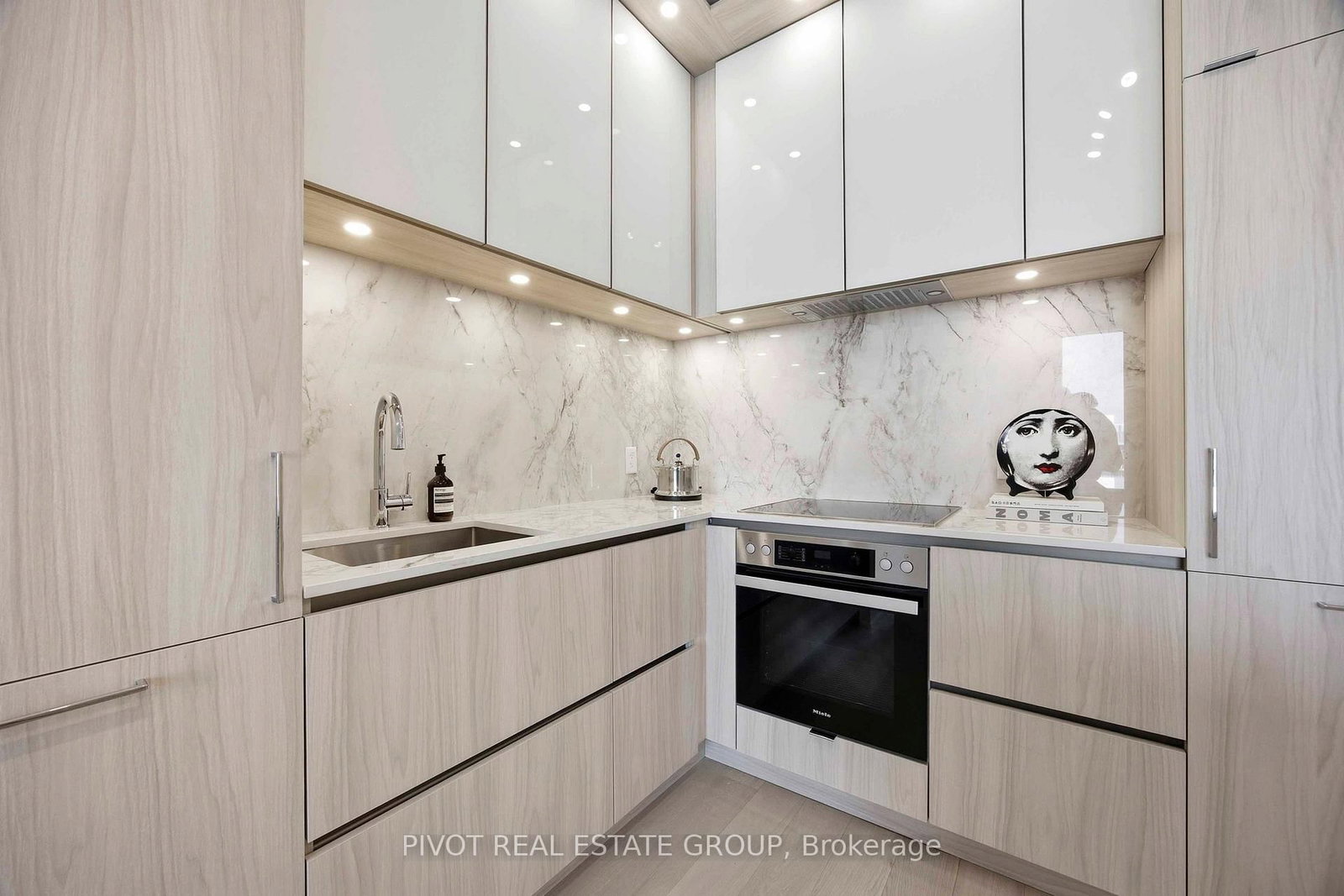 15 Mercer Street, Unit 4204 - Photo 8