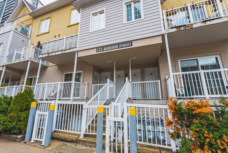 222 - 171 Bleecker St, Toronto, M4X 1L9 | Image 3