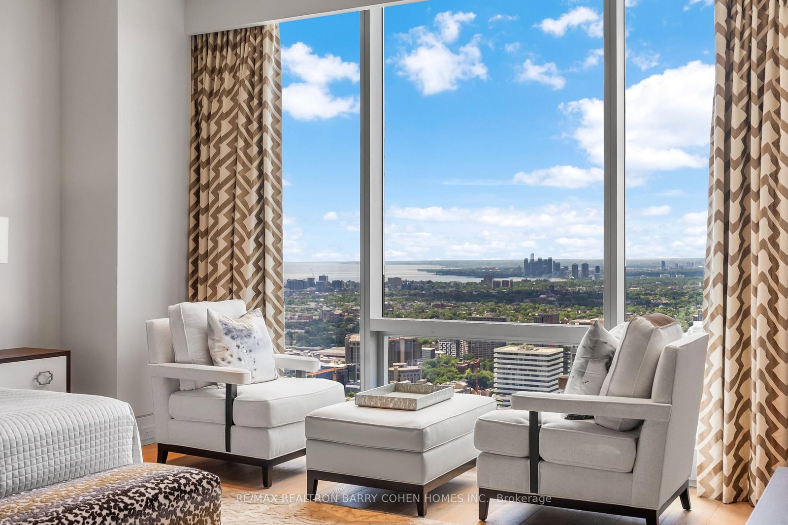 50 Yorkville Avenue, Unit 4501 - Photo 27