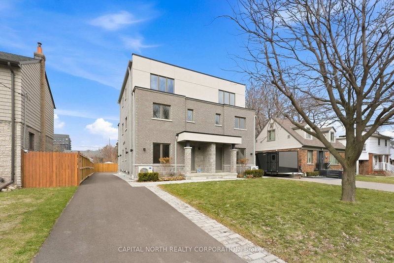 46B Touraine Ave, Toronto, M3H 1R2 | Image 2