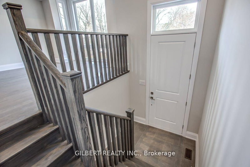 35B Marquette Ave, Toronto, M6A 1X8 | Image 3