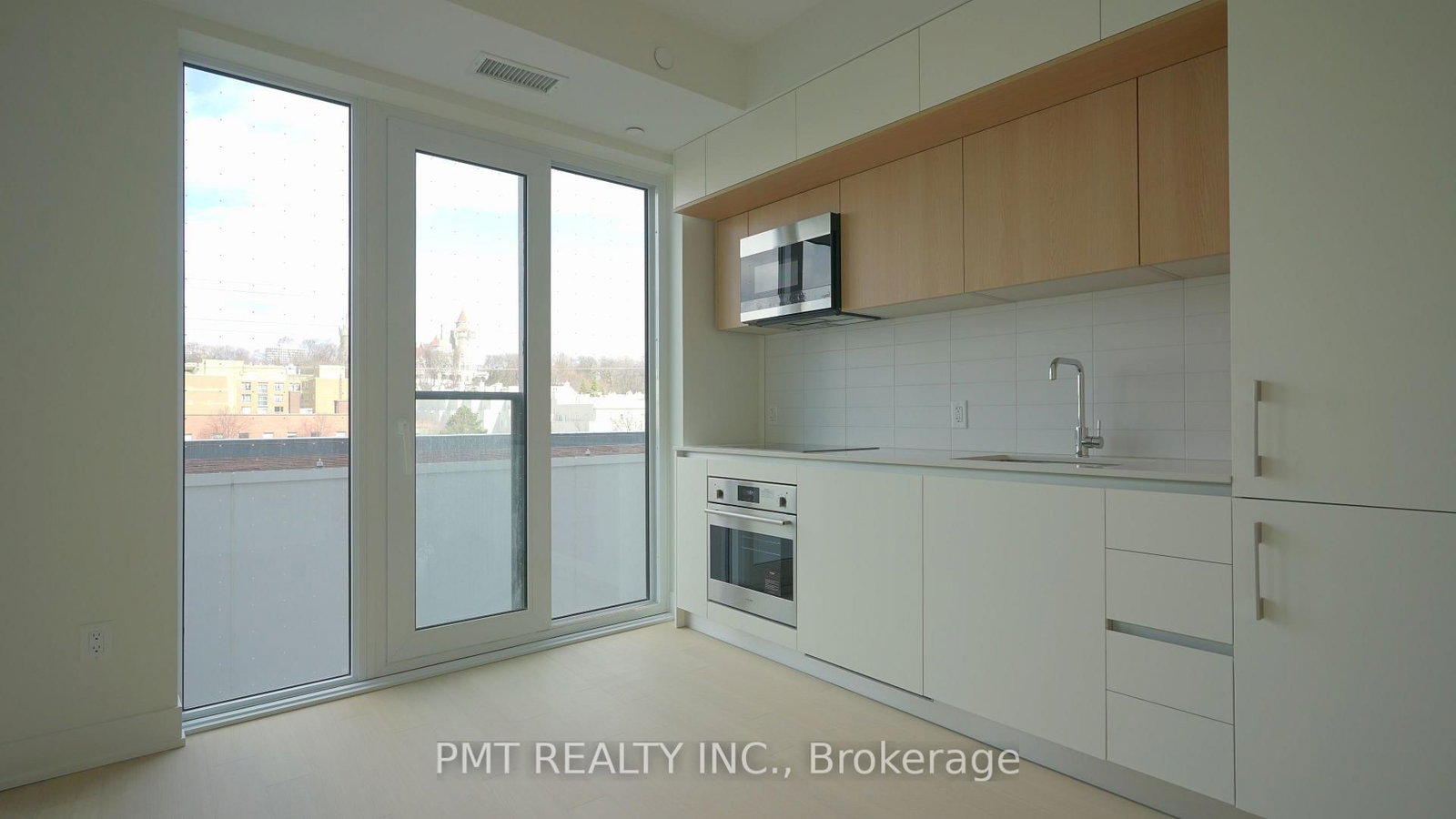 322 Dupont Street, Unit 408 - Photo 4