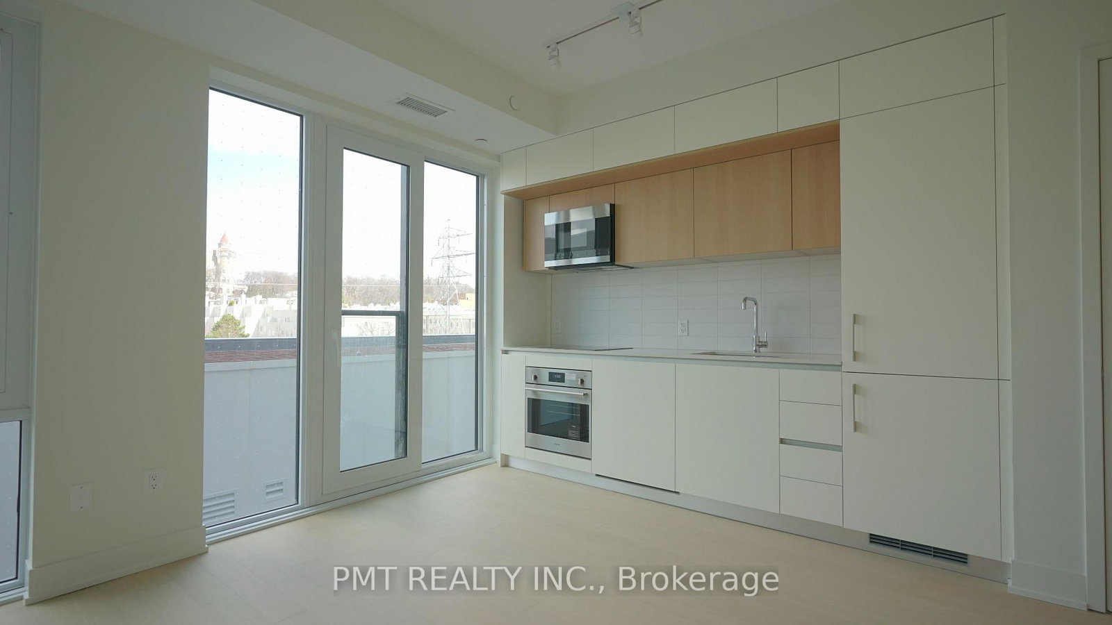 322 Dupont Street, Unit 408 - Photo 5