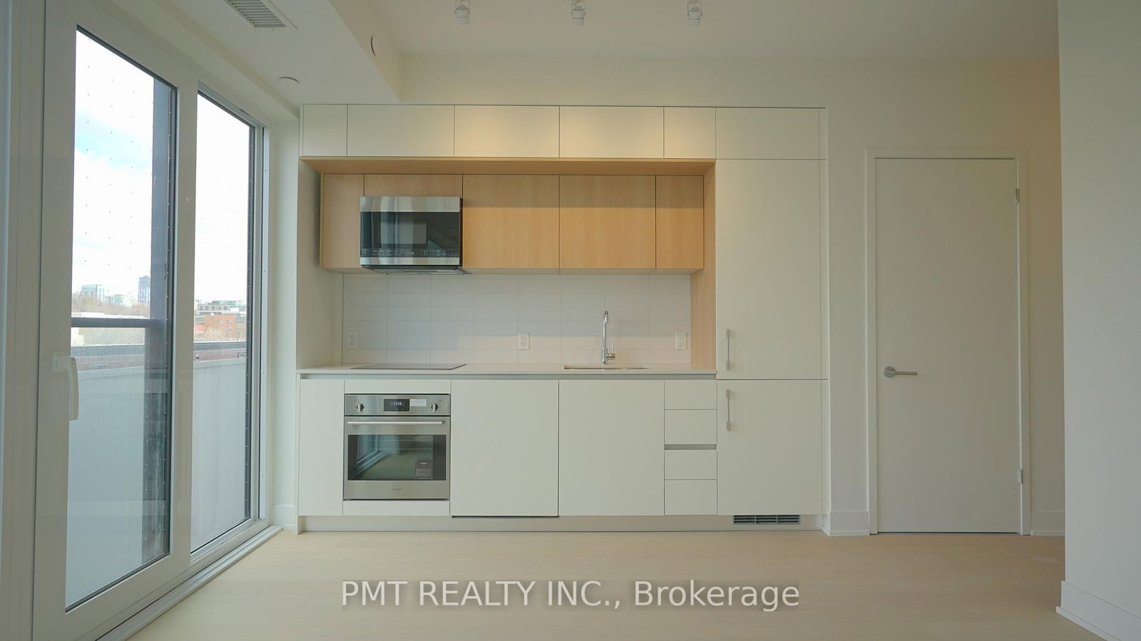 322 Dupont Street, Unit 408 - Photo 6