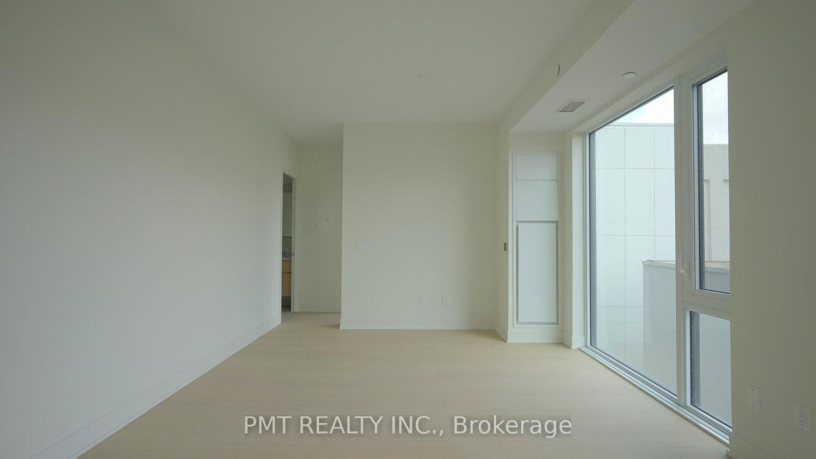 322 Dupont Street, Unit 408 - Photo 8