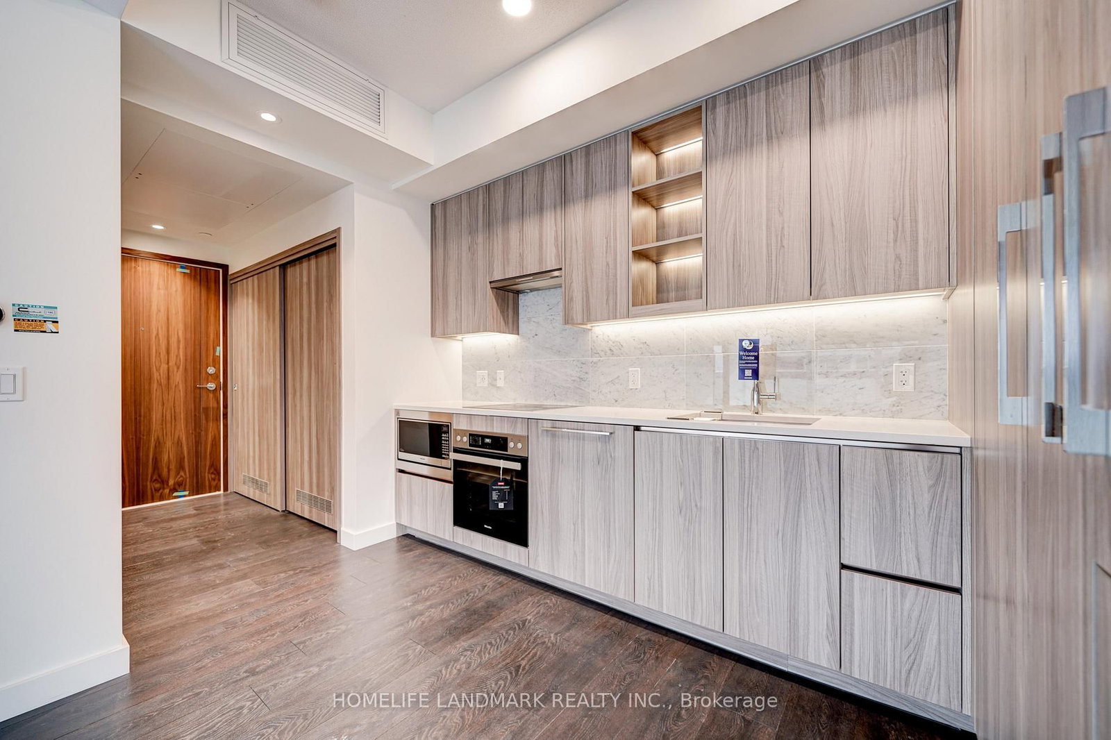 95 Mcmahon Drive • #303 • Toronto, ON photo 10