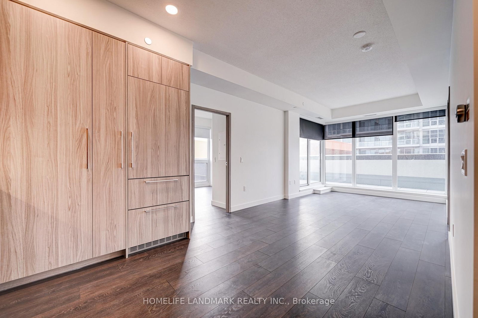 95 Mcmahon Drive, Unit 303 - Photo 14