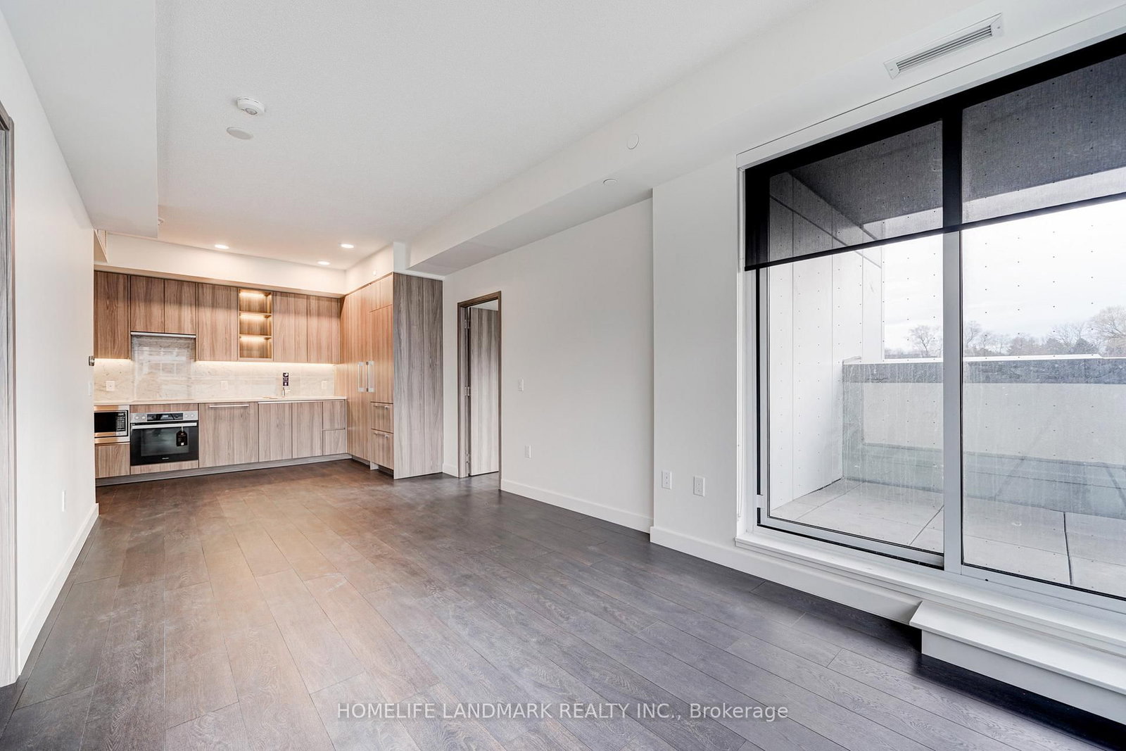 95 Mcmahon Drive, Unit 303 - Photo 16