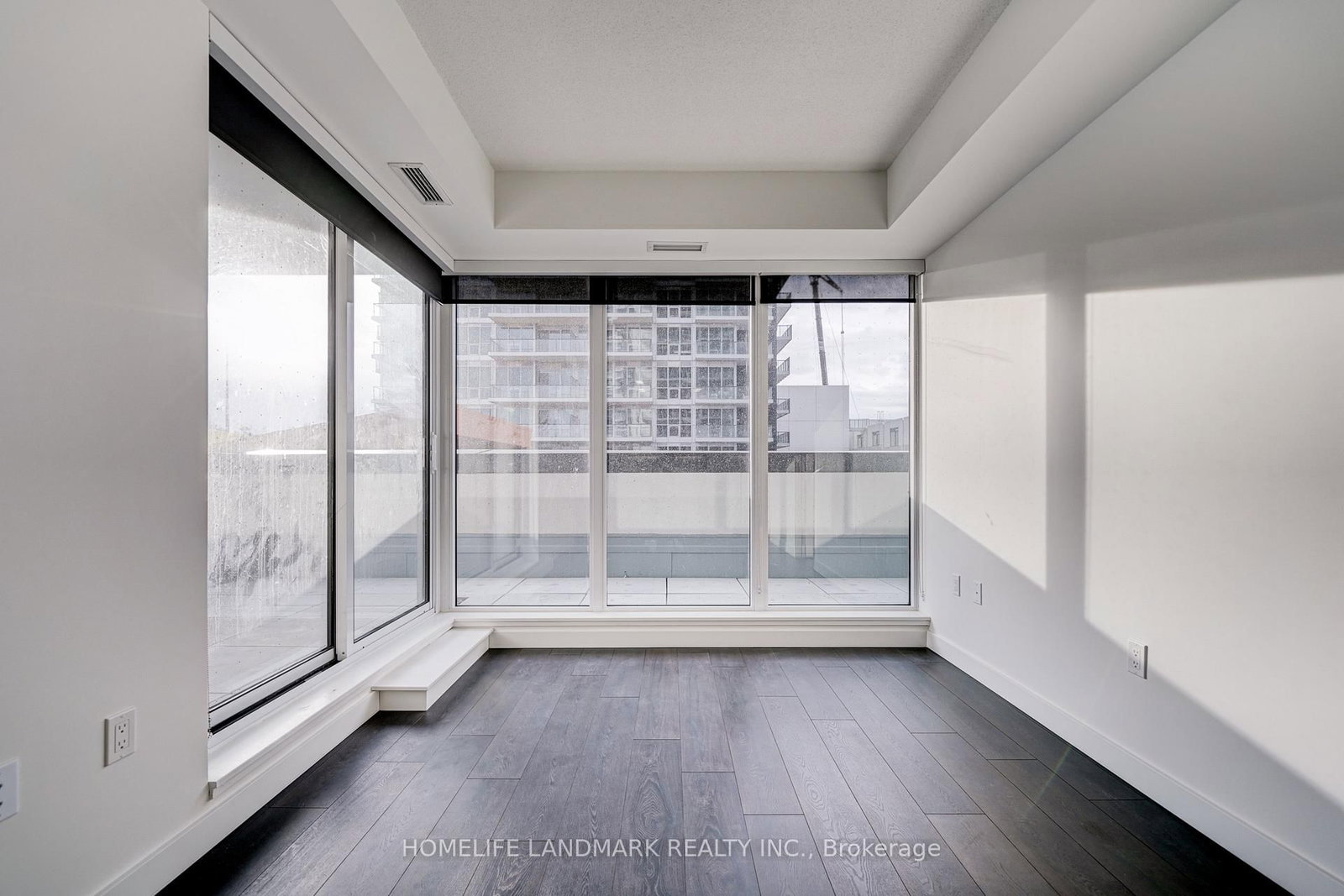 95 Mcmahon Drive • #303 • Toronto, ON photo 23